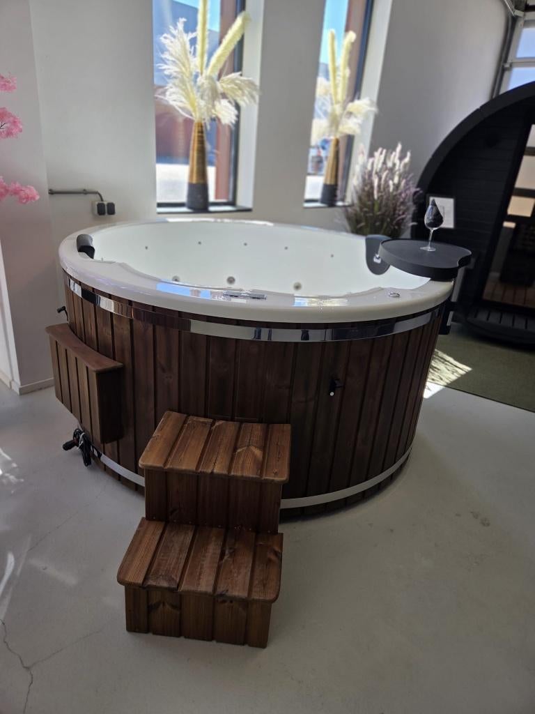 Hottub elektrisch, Ophalen, Trap, Nieuw, Sauna Service