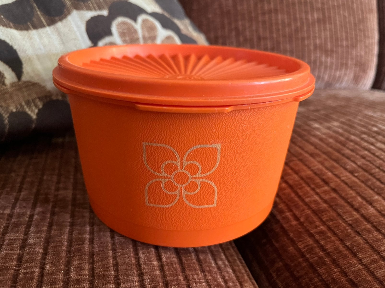 Retro vintage balkje trommel tupperware zonnedeksel, Huis en Inrichting, Keuken | Tupperware, Ophalen, Zo goed als nieuw, Oranje