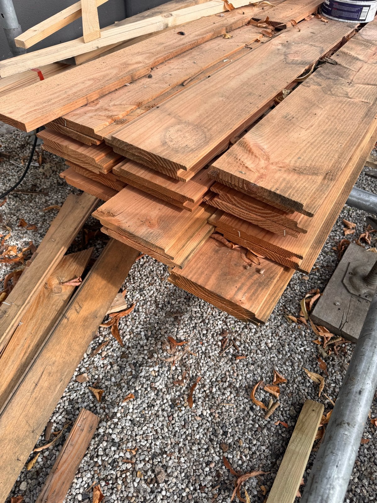 Douglas dakbeschot planken halfhout sponning 6m (ca. 25 st.), Doe-het-zelf en Verbouw, Ophalen, Gebruikt, Plank, 300 cm of meer