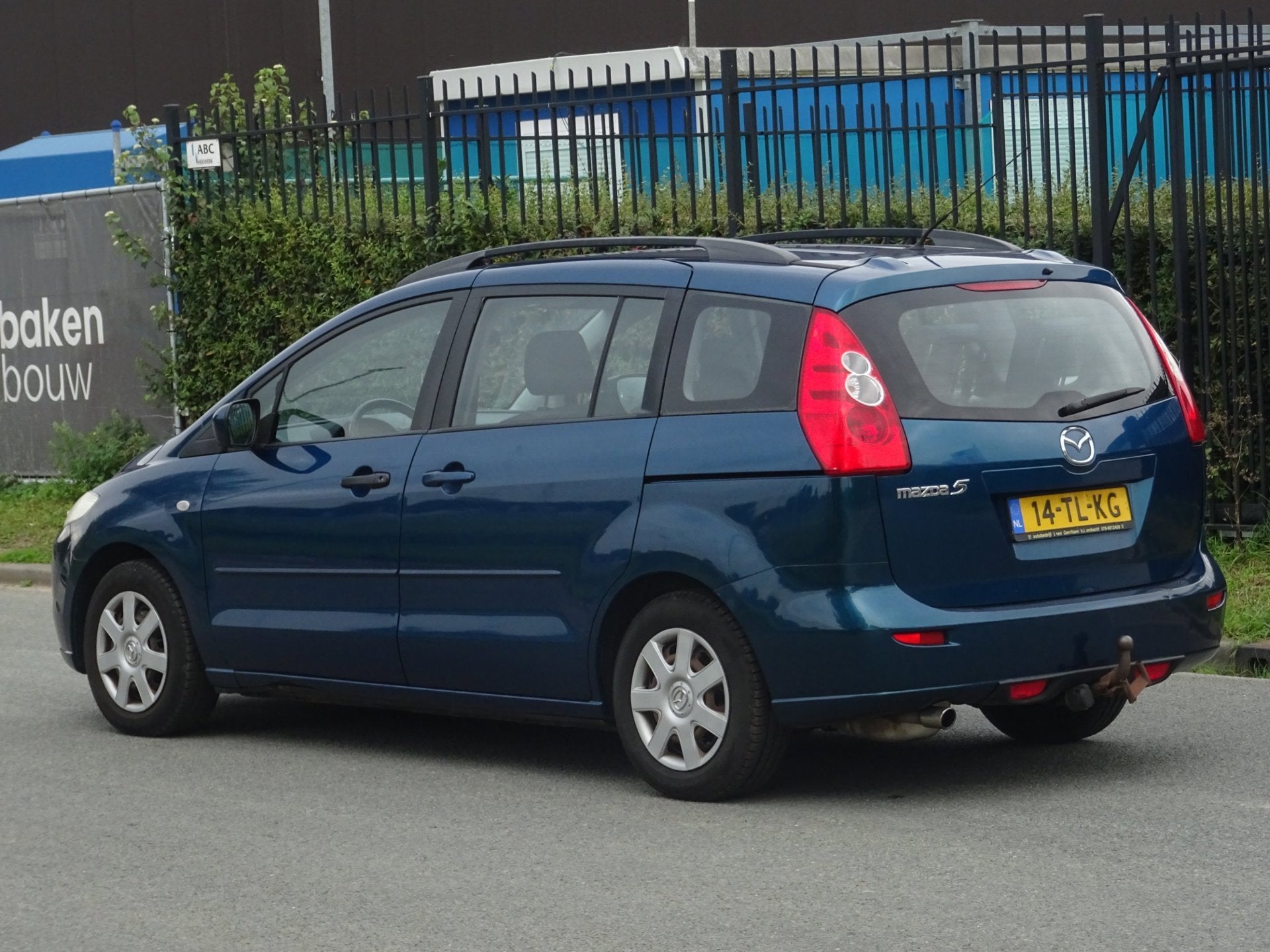 Mazda 5 2.0 Touring 7-PERSOONS NAP/AIRCO/CRUISE/APK 11-2027, Auto's, Voorwielaandrijving, Dealer onderhouden, Gebruikt, Blauw