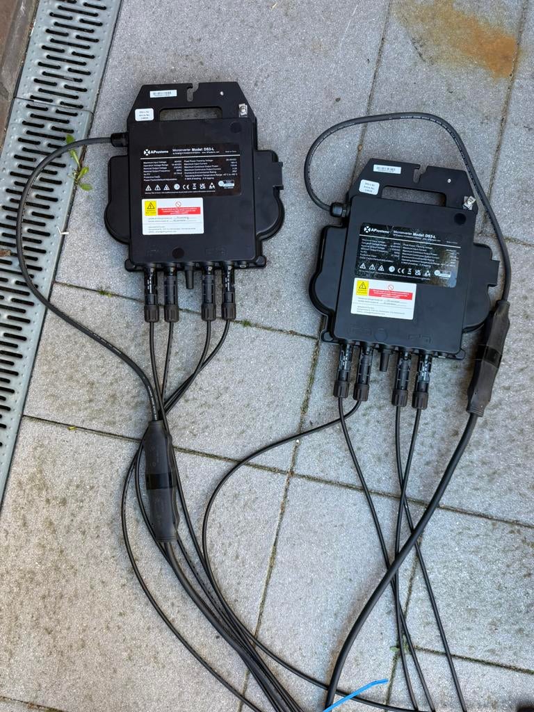 2 x aps micro omvormers ds3-l met apsystems, Ophalen of Verzenden, Nieuw