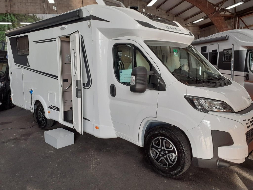 Etrusco T 6900 SB Automaat / Luifel / Audio, Ringverwarming, Fiat, Bedrijf, Diesel