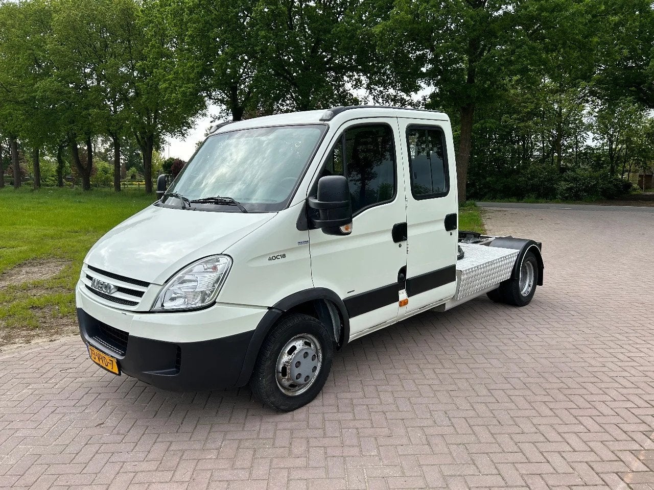 Iveco 40C18 BE TREKKER 10 TON MET DUBBELE CABINE N1, Achterwielaandrijving, Gebruikt, Iveco, 7 stoelen