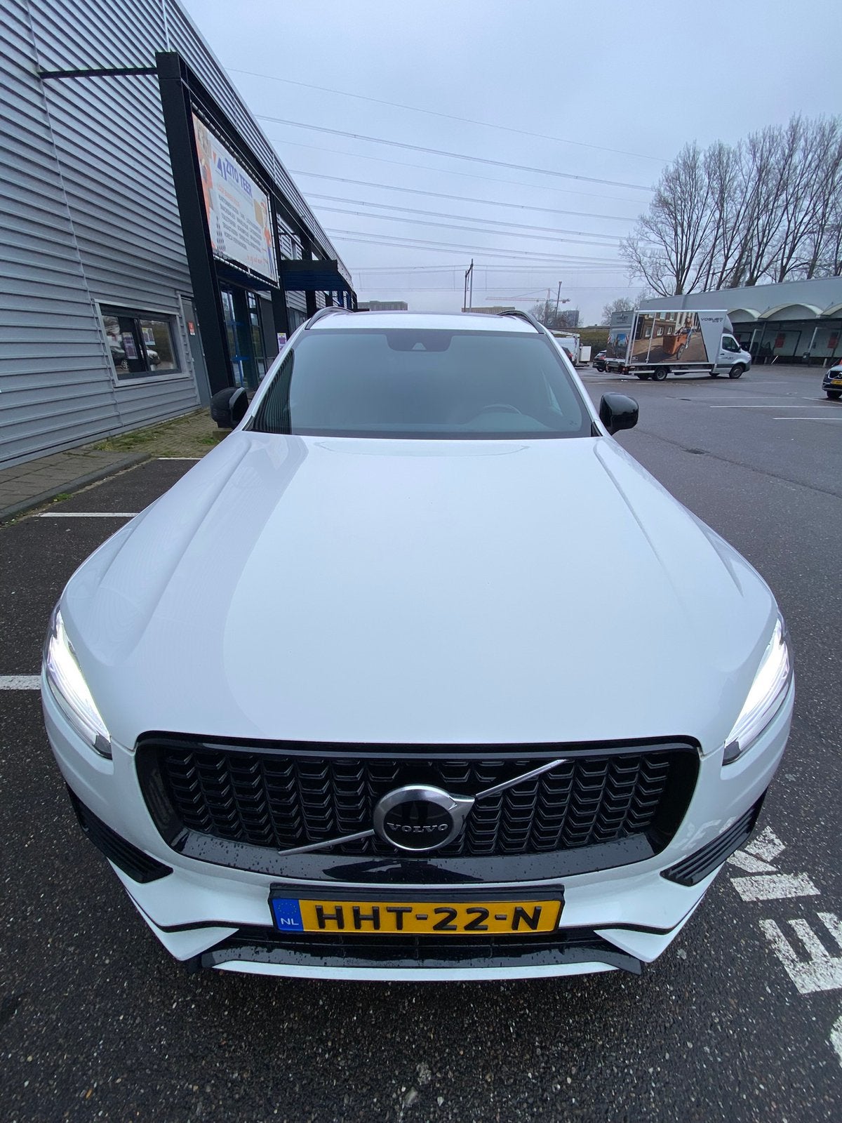 Volvo XC90 T8 Twin Engine AWD Plug-in Hybrid 390pk 7P 2020, 2220 kg, 1969 cc, 7 stoelen, Wit