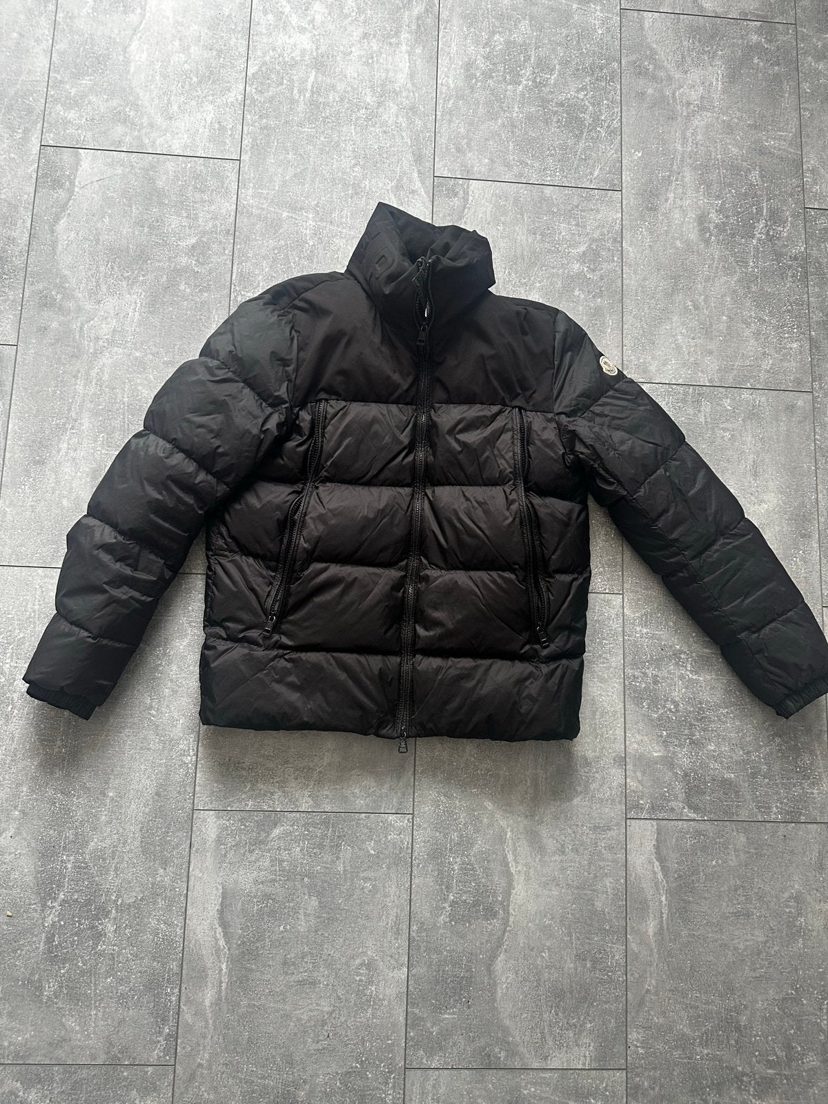 Moncler Jas Maat S - Perfect voor 170 cm, Ophalen, Zo goed als nieuw, Maat 46 (S) of kleiner, Zwart