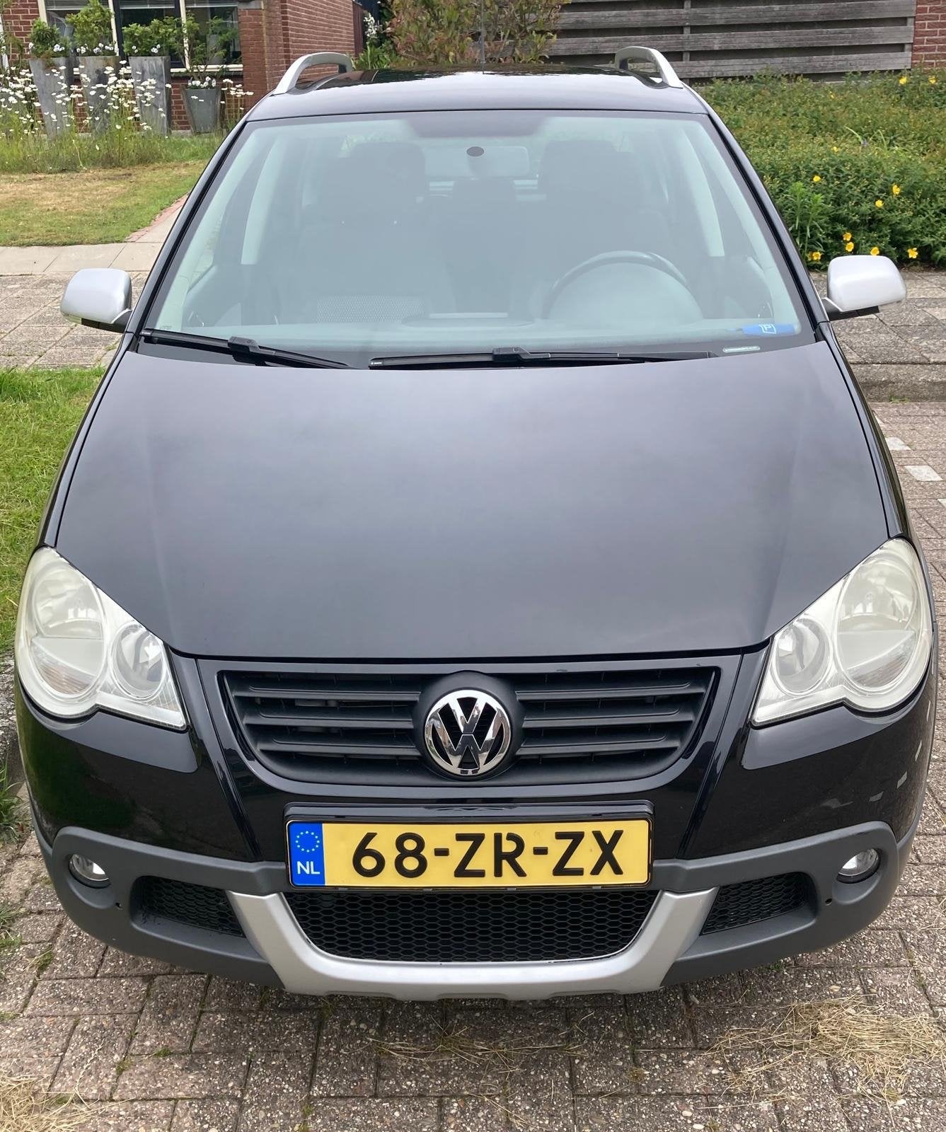 Volkswagen Polo 1.6 77KW Cross AUT 2008 Zwart, 1112 kg, 4 cilinders, Origineel Nederlands, 1200 kg