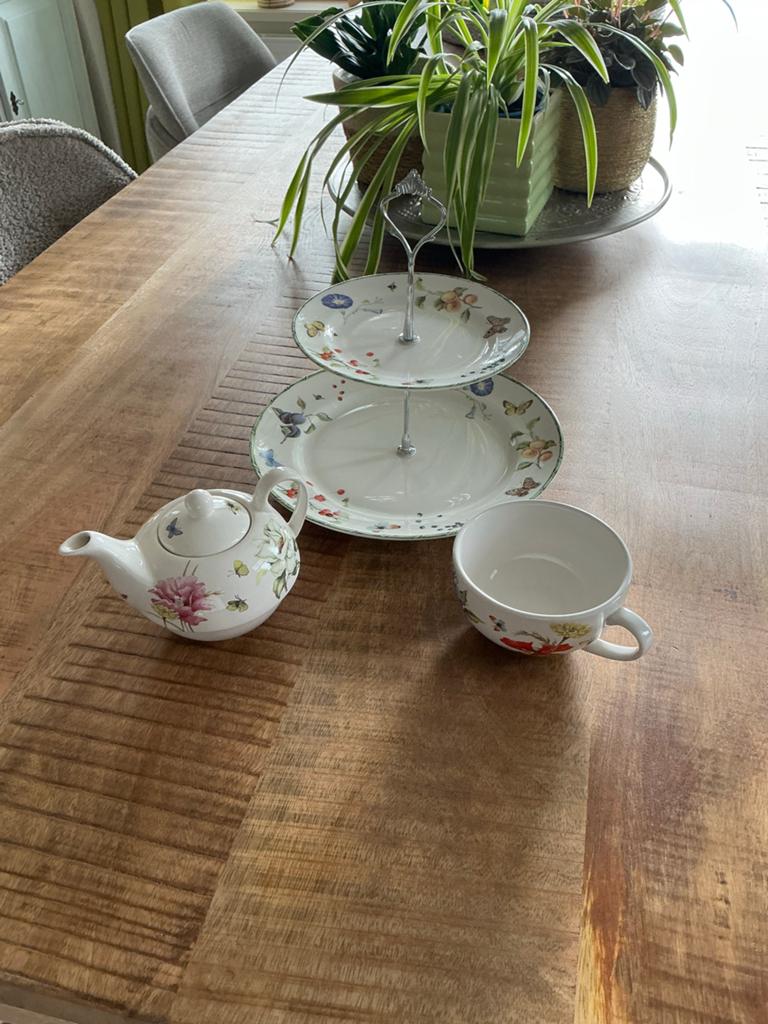 Janneke Brinkman etagère en theepotje tea for one, Overige typen, Ophalen of Verzenden, Zo goed als nieuw, Overige stijlen