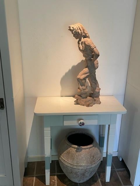 Groot terracotta beeld paul serste. Staande arbeidster., Antiek en Kunst, Ophalen