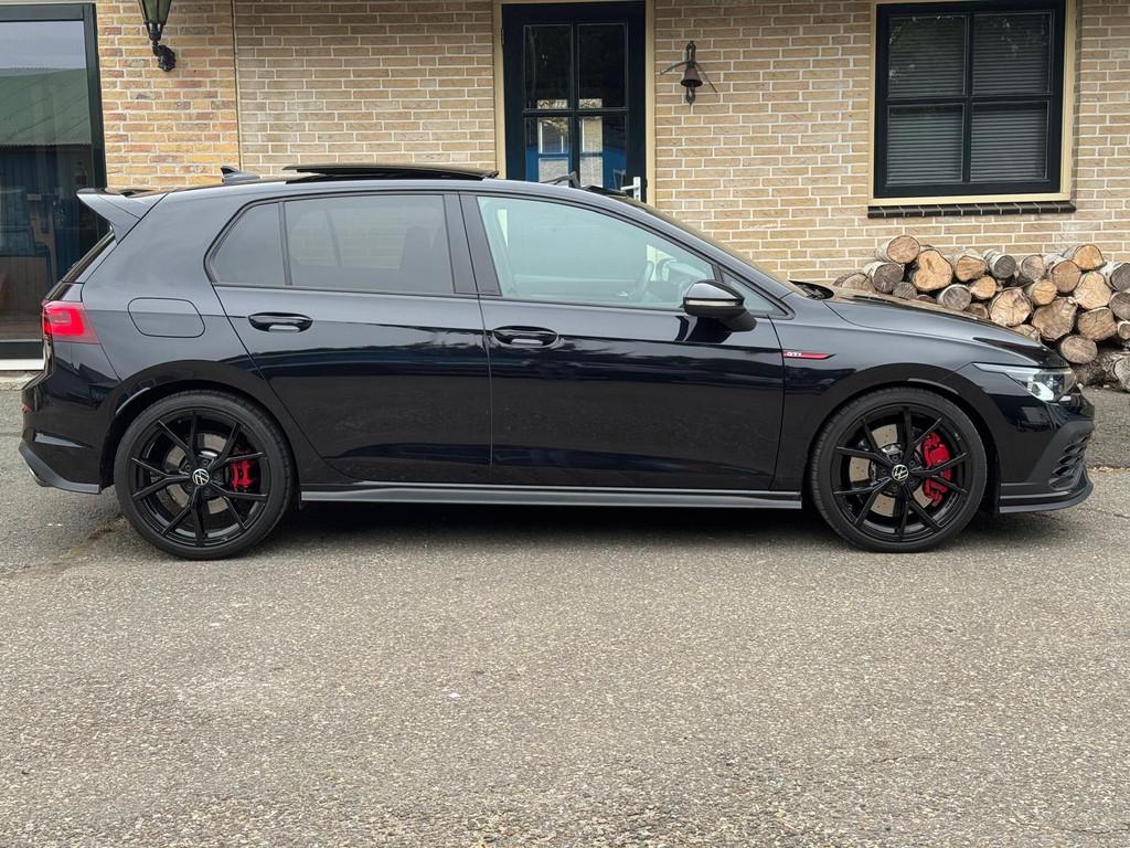 Volkswagen GOLF 2.0 TSI GTI Clubsport |PANO|BLACKSTYLE|KEYLE, 15 km/l, Euro 6, 4 cilinders, 1984 cc