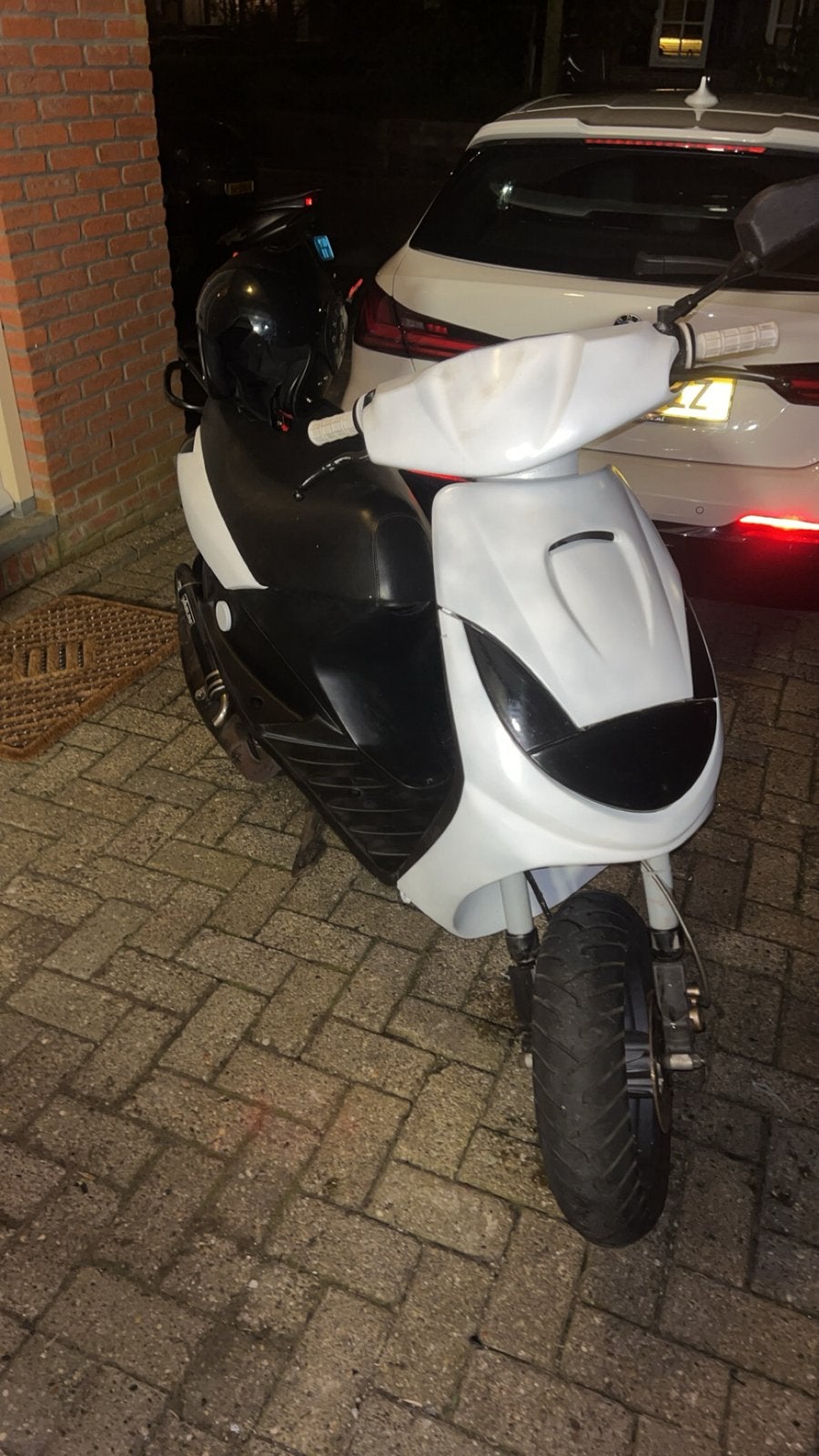 Vivacity 70cc malossi sport - sneeuwwitje, Ophalen, Tweetakt, 70 cc, Zo goed als nieuw