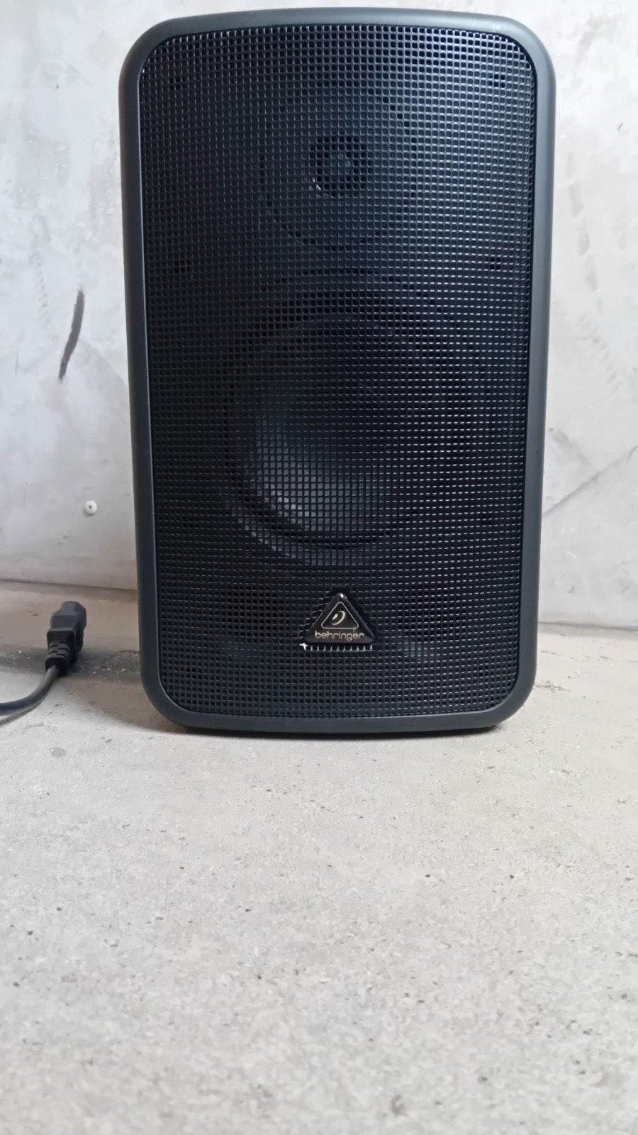 Behringer actieve speaker (prijs per stuk), Overige merken, Studiomonitor, Gebruikt, Ophalen of Verzenden