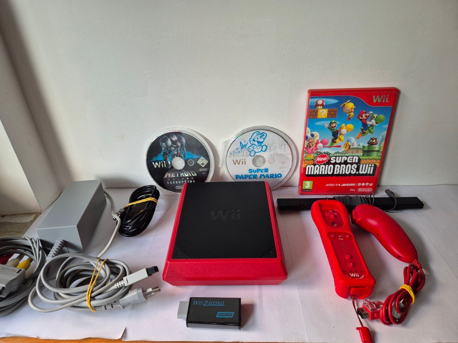 Wii Mini - Uitstekend - 1 Wiimote set - 3 SP games, Ophalen of Verzenden, Gebruikt, Met 1 controller, Met games