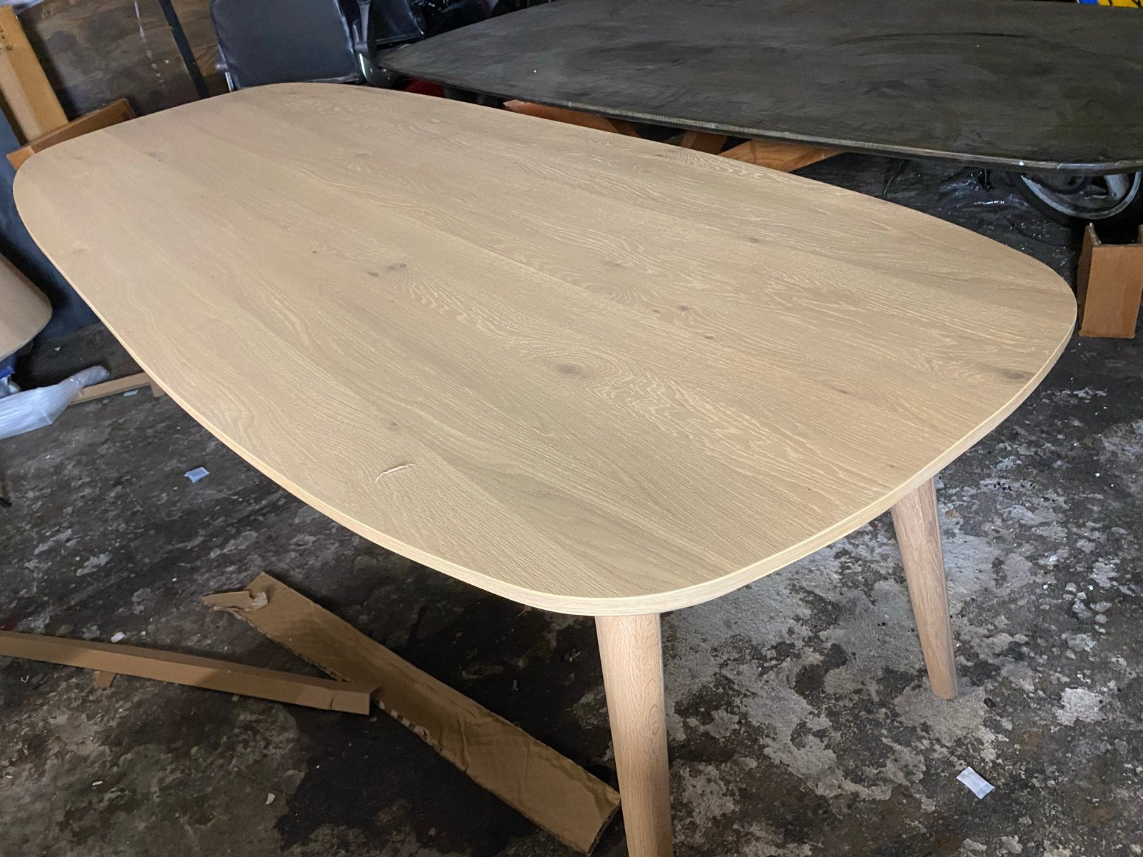 Elijah Deens Ovale Eiken Eettafel 260x100 cm, Ophalen, 100 tot 150 cm, Eikenhout, Vijf personen of meer