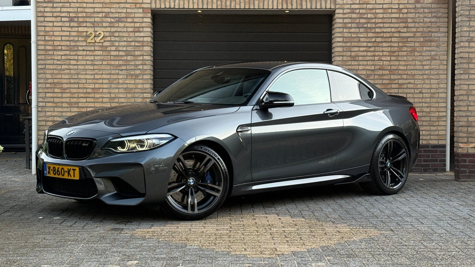 BMW M2 |DCT|H&K|LCI|Carplay|Camera| Carbon spoiler|, Auto's, Achterwielaandrijving, Parkeerassistent, Zwart, 4 stoelen
