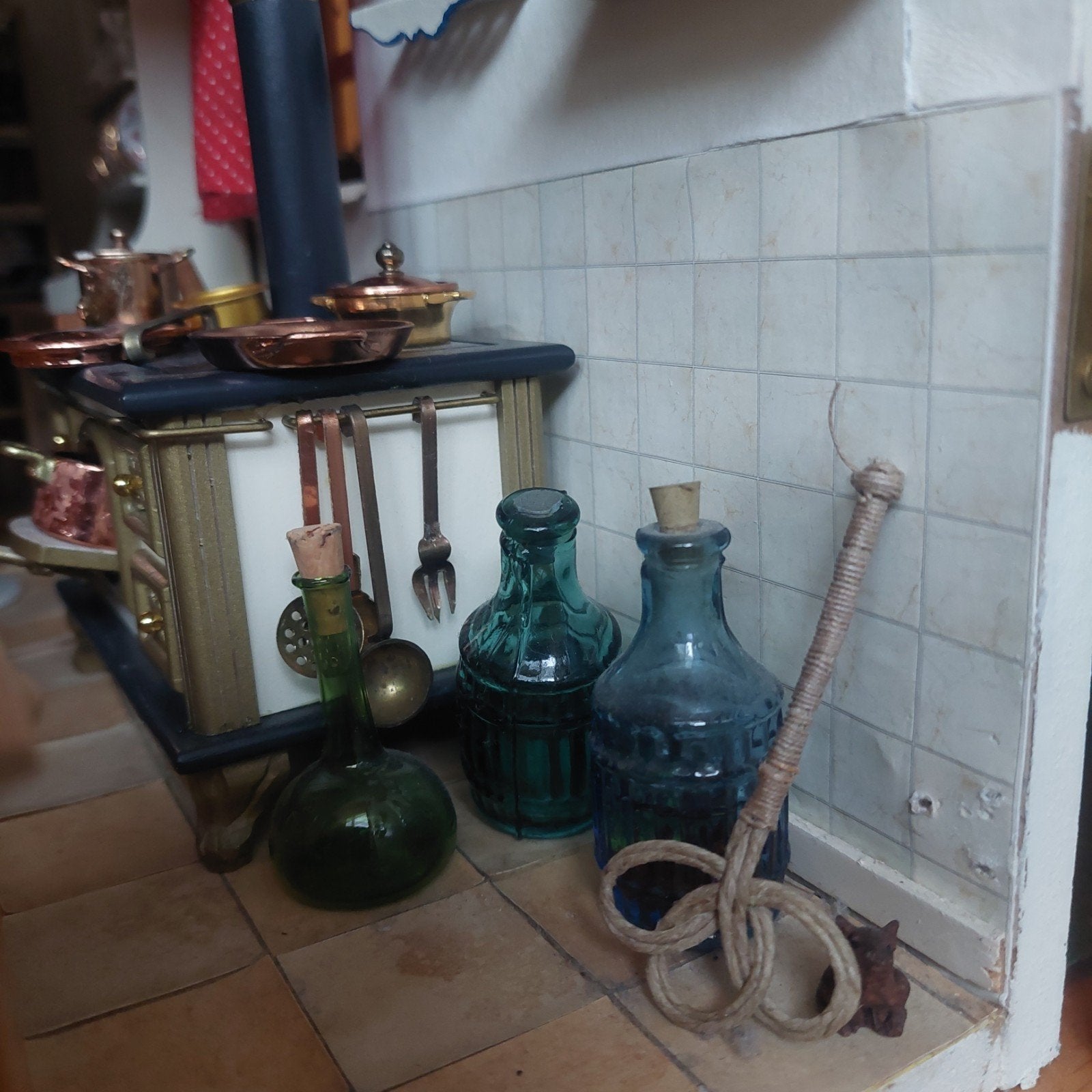 mattenklopper voor poppenhuis, Ophalen of Verzenden, Poppenhuis