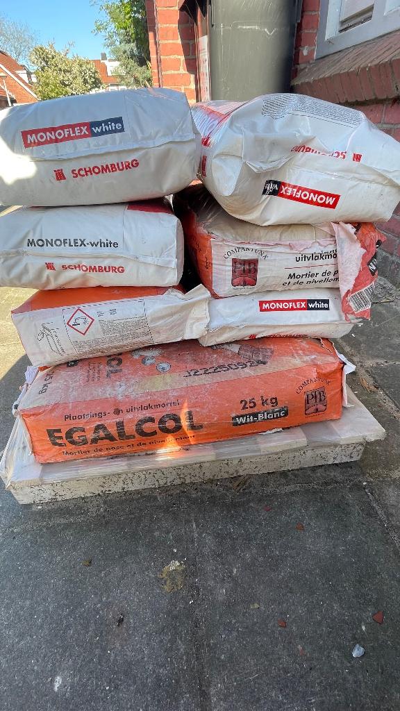 Tegelvoeg etc, Doe-het-zelf en Verbouw, Tegels, Ophalen, Overige materialen, Wandtegels, Minder dan 20 cm