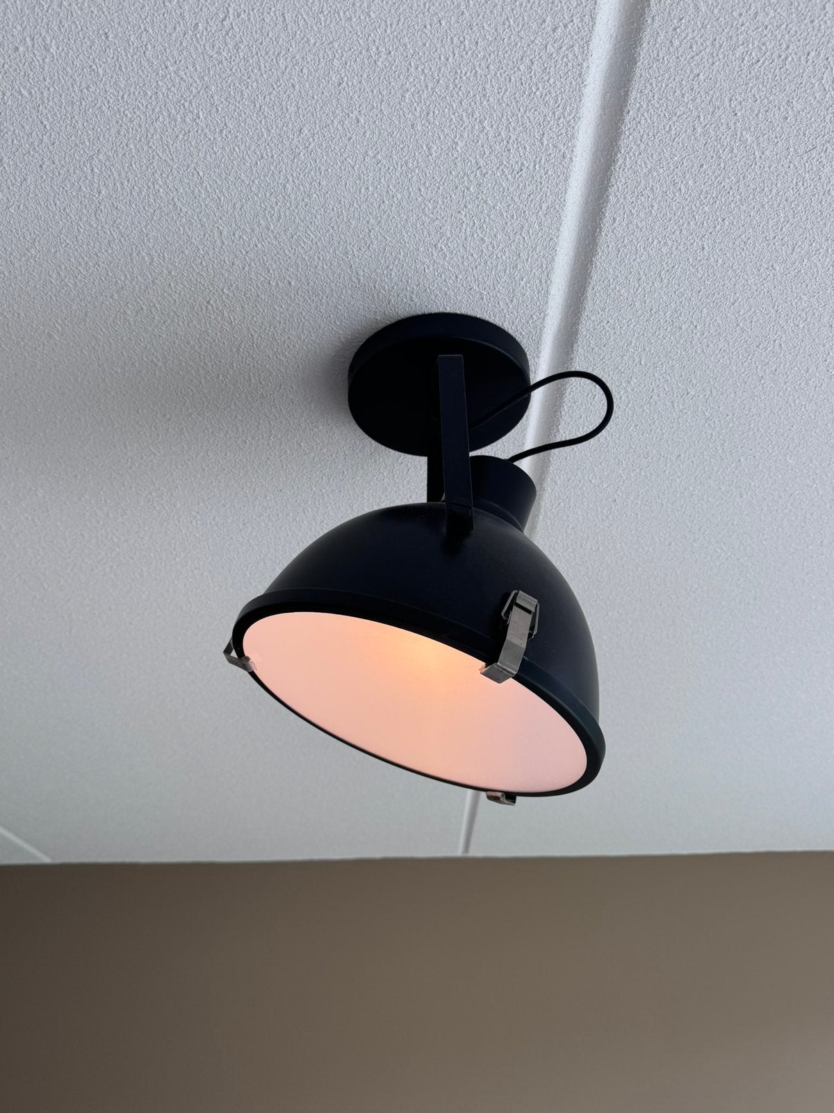 Mooie industriële plafond lamp., Huis en Inrichting, Lampen | Wandlampen, Ophalen, Zo goed als nieuw, Overige typen, E27 (groot)