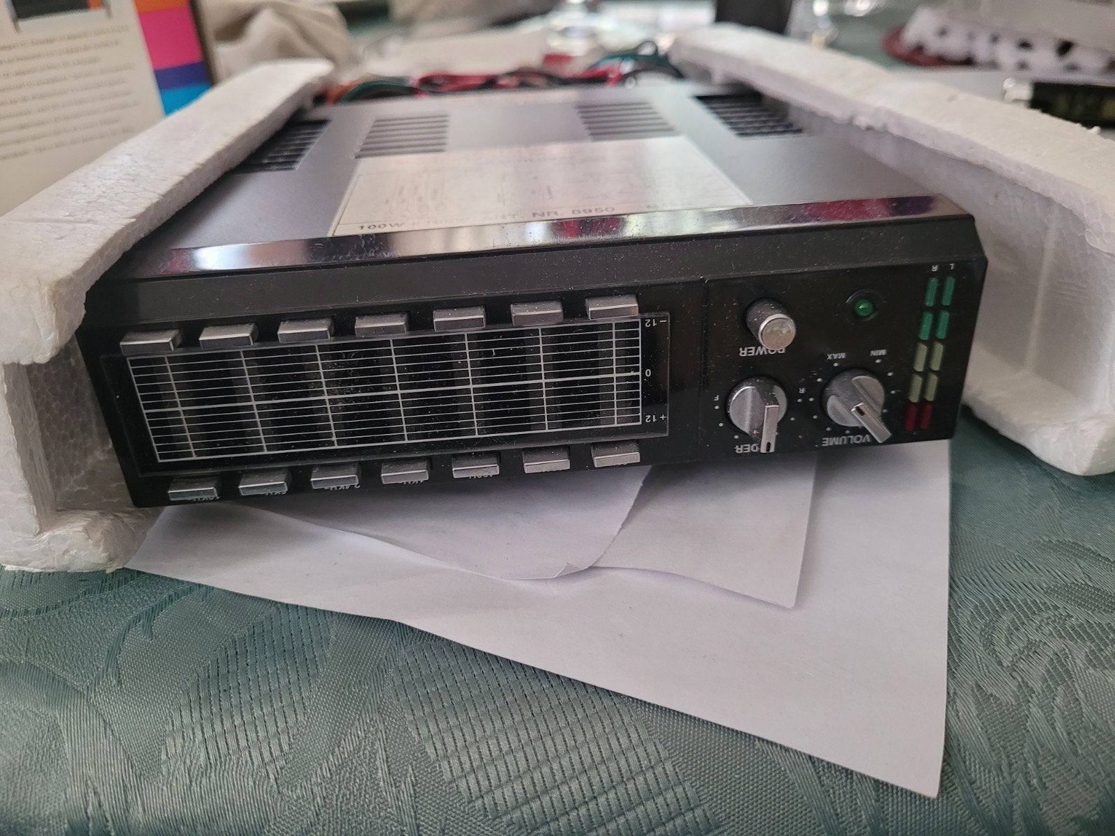 Elta Grafische Equalizer/Stereo Versterker 200W - Nw in do, Overige merken, Nieuw, Ophalen of Verzenden, 120 watt of meer