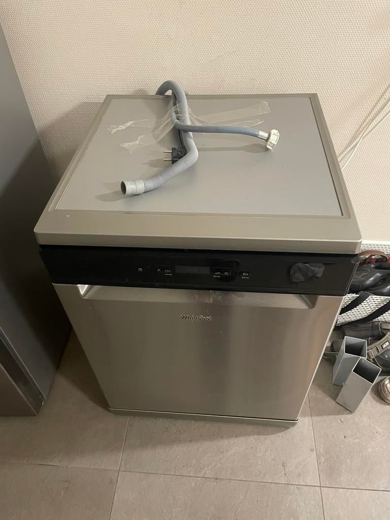 Whirlpool 3B 26X vaatwasser, Witgoed en Apparatuur, Vaatwasmachines, Ophalen, Gebruikt, Minder dan 85 cm, Energieklasse A of zuiniger