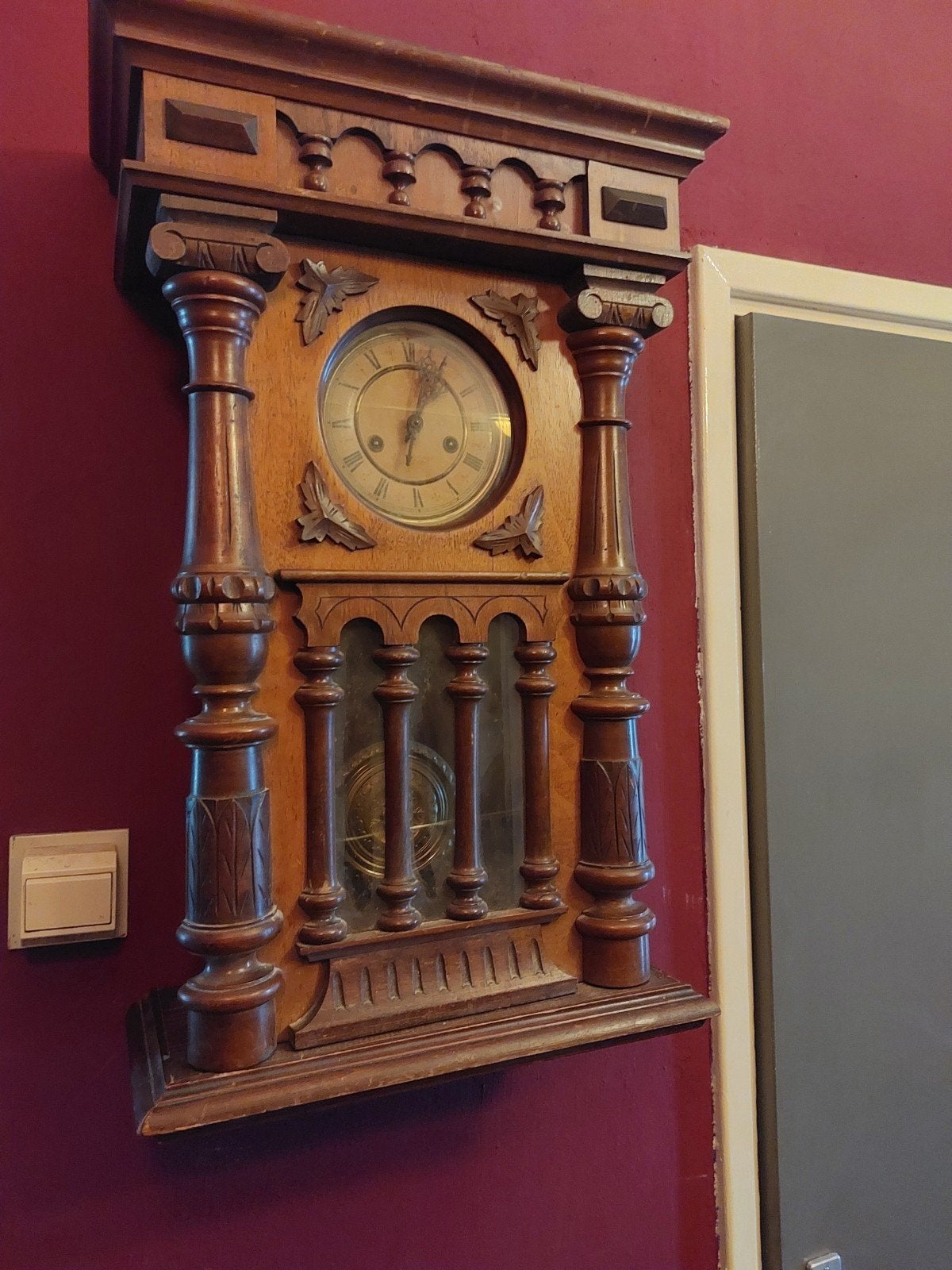 Antieke wandklok - Houten klok met slinger, Ophalen