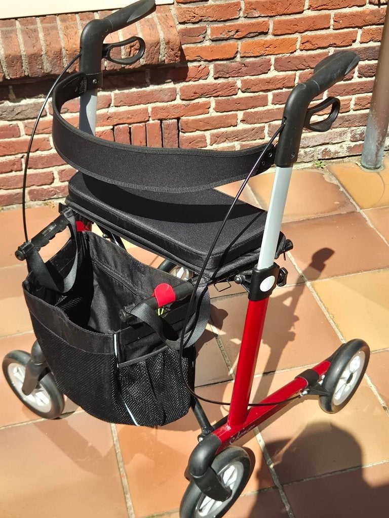 Rollator Server Bijna nieuw, Diversen, Rollators, Ophalen, Opvouwbaar, Zo goed als nieuw