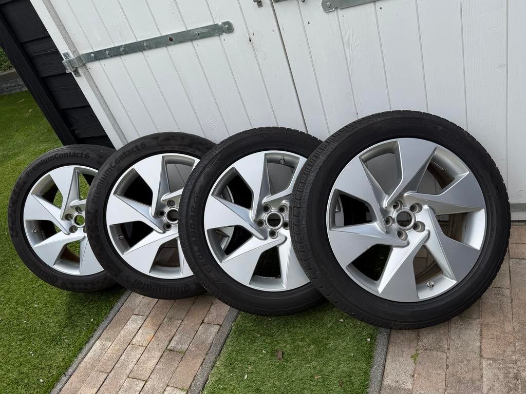 Jaguar Velgen (iPace) 20 inch winterbanden en zonnescherm, Ophalen, Gebruikt