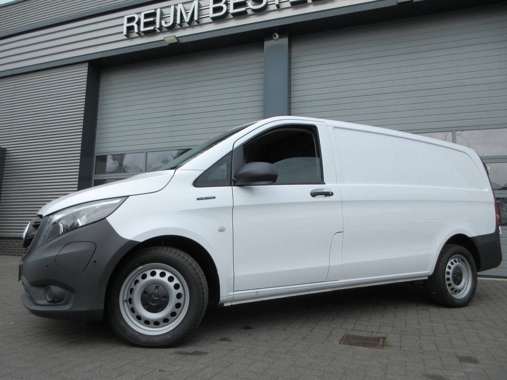 Mercedes-Benz Vito Evito, 112, L2, 66kWh, Snelladen, SoH 97,, Gebruikt, 116 pk, Wit, 286 km