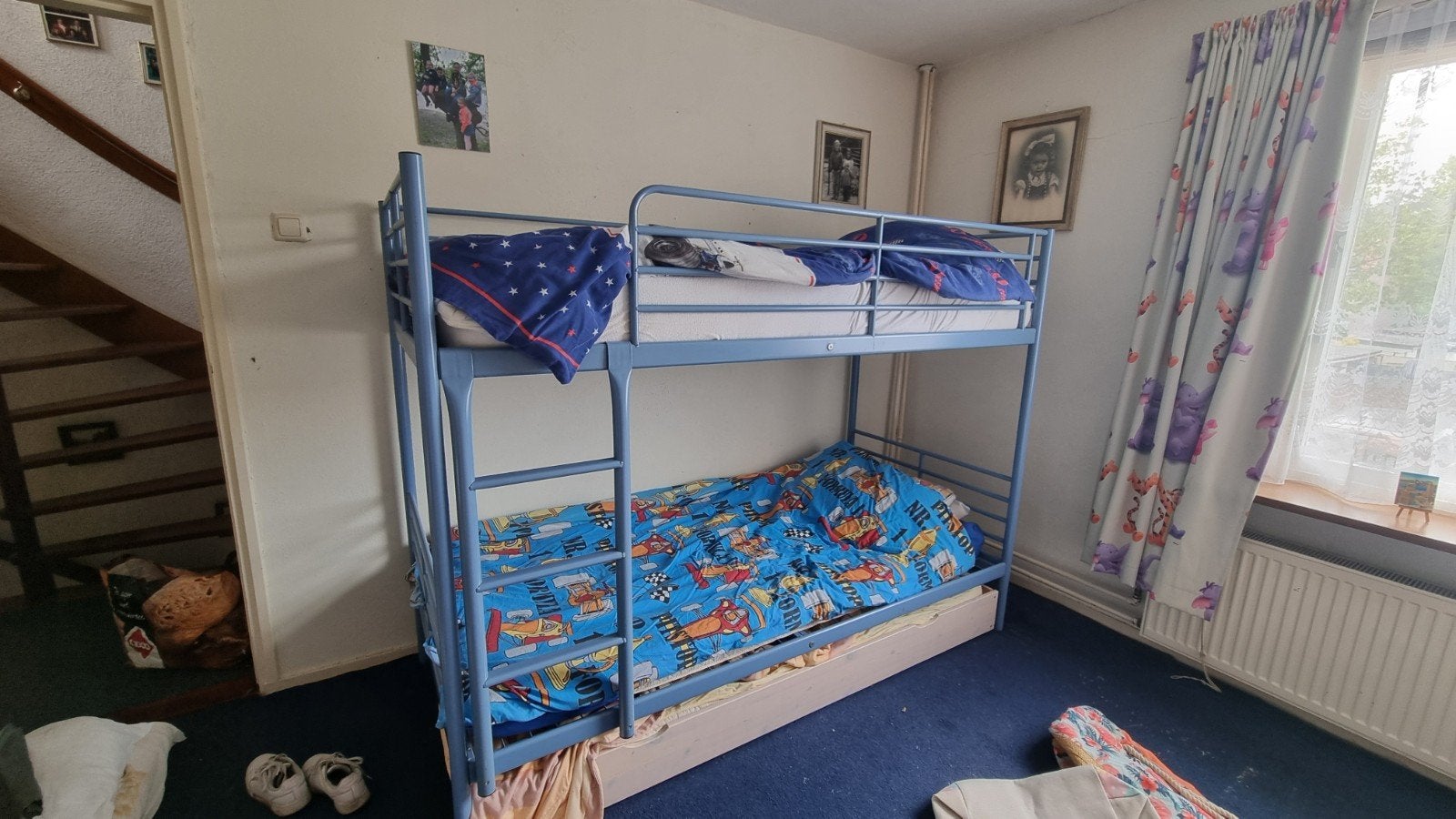 Stevig metalen stapelbed met lattenbodems, Ophalen, Gebruikt, 90 cm, Eenpersoons