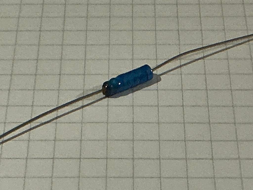 Philips 6,8uf 10V axiaal elco, Ophalen of Verzenden, Zo goed als nieuw, NA, NA
