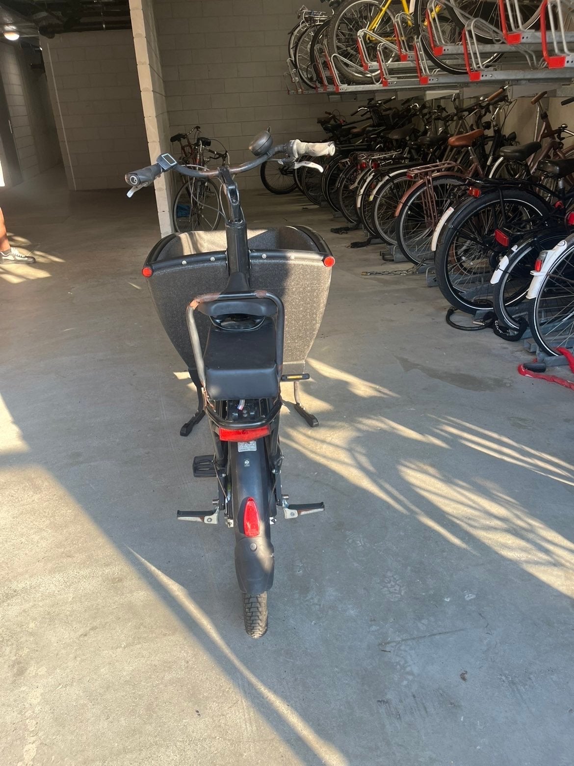 Urban Arrow bakfiets - Ideaal voor gezin en goederen, Fietsen en Brommers, Gebruikt, 2 kinderen, Schijfrem, Ophalen