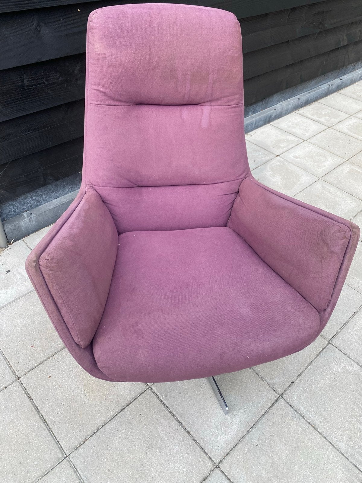 Comfortabele paarse fauteuil met draaivoet, Ophalen, Gebruikt, Stof, 75 tot 100 cm
