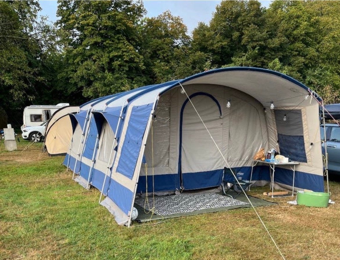Te koop: vrijbuiter Linden 420 familietent!, Ophalen, Gebruikt, Tot en met 6