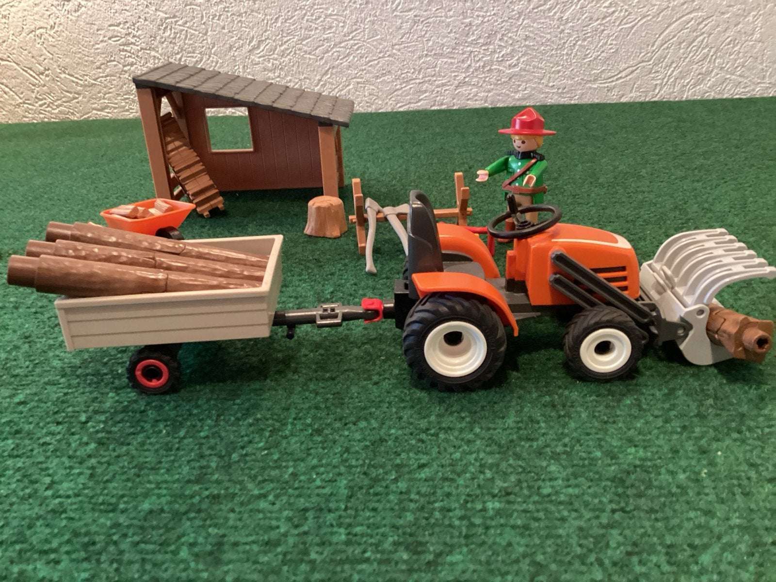 Playmobil Houthakker Set met Tractor en Houtschuur, Ophalen of Verzenden, Jongen of Meisje