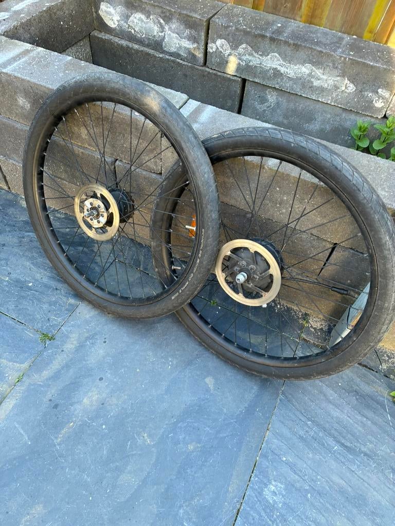 2x willen fiets VanMoof x3, Fietsen en Brommers, Fietsonderdelen, Ophalen of Verzenden, Zo goed als nieuw