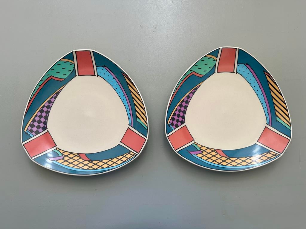 2 Dorothy Hafner Memphis Milano stijl borden, Ophalen