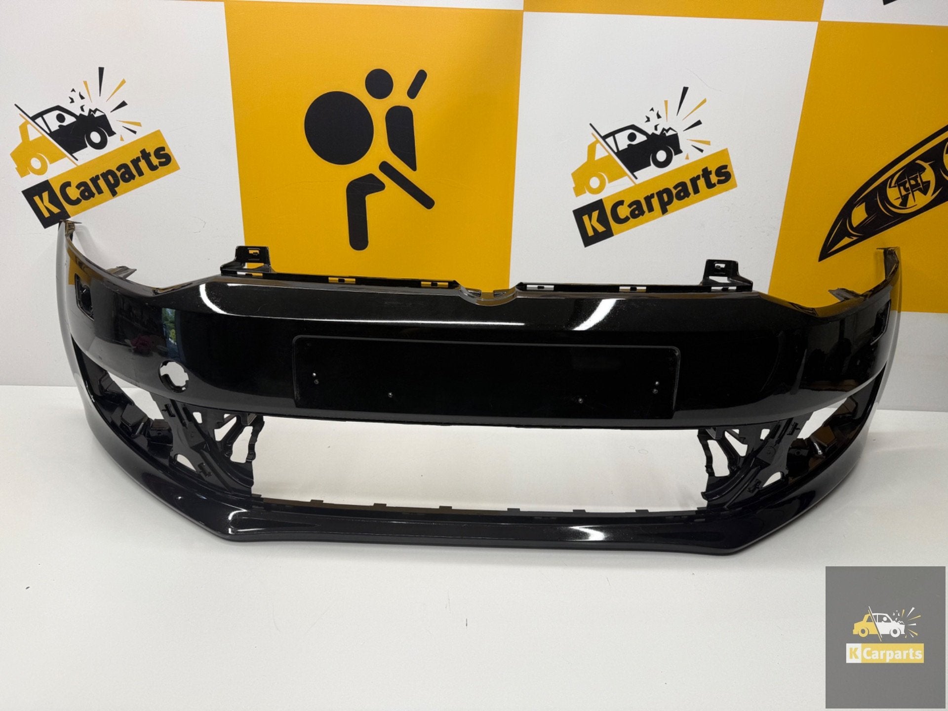 Volkswagen VW POLO 6R VOORBUMPER KLS 6r0807221 ORIGINEEL, Gebruikt, Volkswagen AG, Bumper, Berliner Ring 2
38440  Wolfsburg, DE