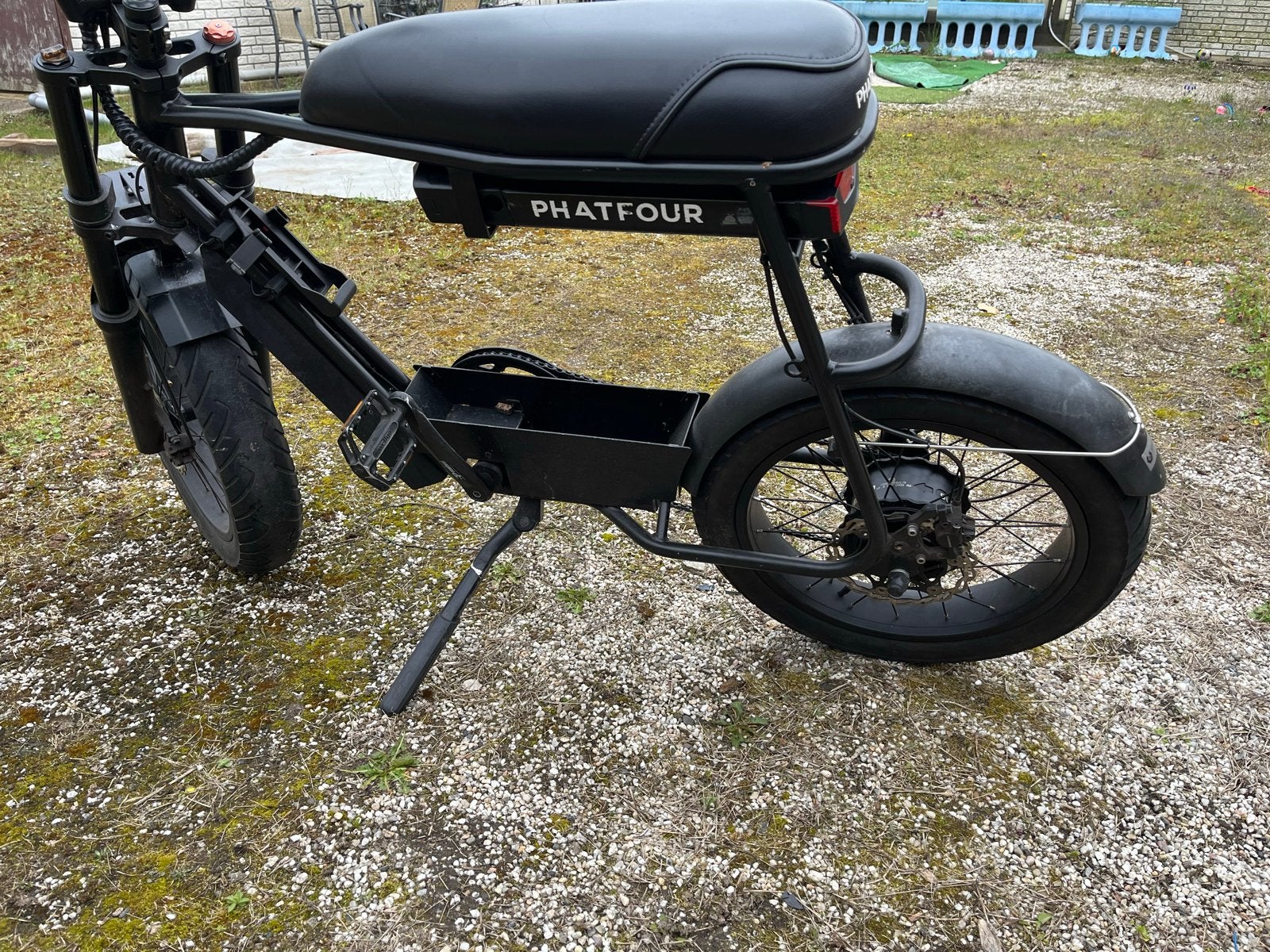 Phatfour E-bike met 2 accu's, Ophalen, Zo goed als nieuw, 50 km per accu of meer
