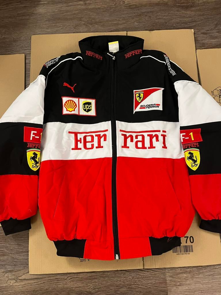 Ferrari Racing jas (maat M) – white vintage stijl, Verzenden, Zo goed als nieuw, Maat 48/50 (M), Rood