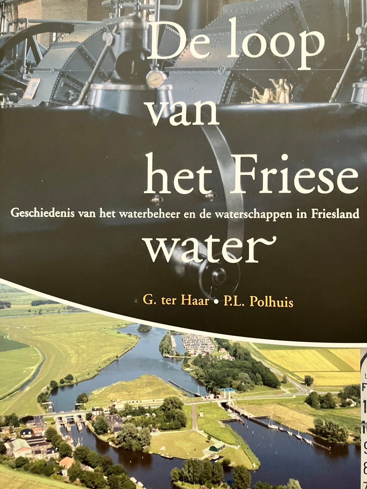 De Loop van het Friese Water, prachtig boek in mooie staat, Ophalen, Zo goed als nieuw, Diverse auteurs