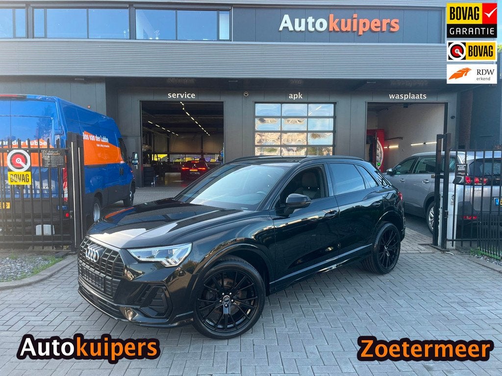 Audi Q3 35 TFSI S edition | Met o.a. climate, stoelverwarmin, Auto's, Audi, 12 maanden, Zwart, 4 cilinders, Leder en Stof