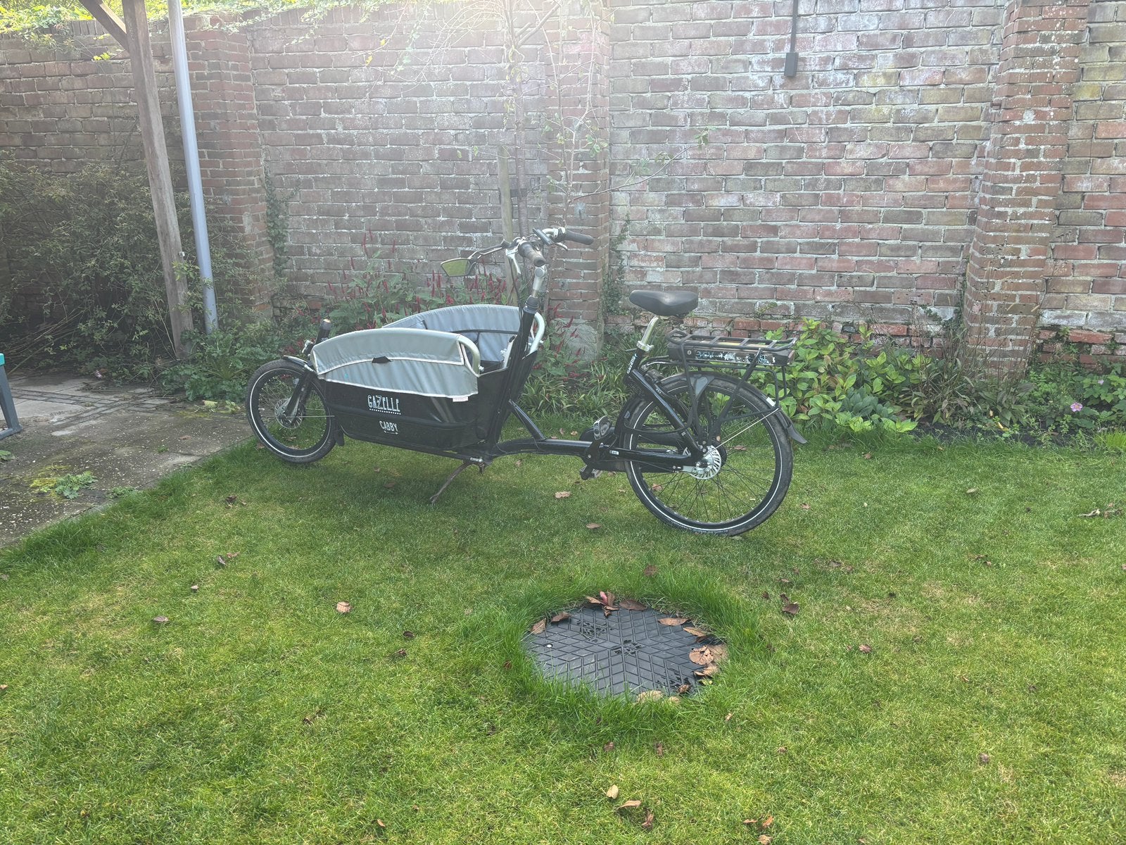 Gazelle cabby met ingebouwde elektromotor ( voorwiel), Ophalen, Gebruikt, 2 kinderen, Elektrisch