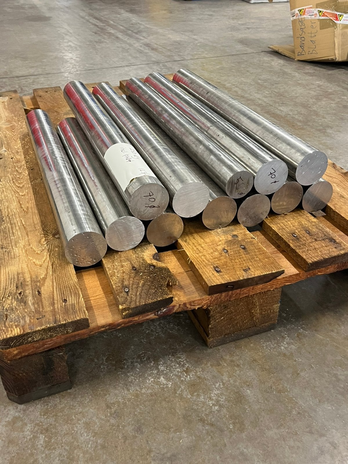 12 stuks massieve metalen rondstaf – ca. 250 kg totaal, Ophalen, Zo goed als nieuw