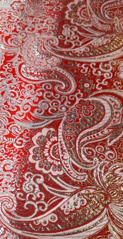 Stof, rood brokante met zilver 19,5 meter, Overige materialen, 120 cm of meer, Ophalen of Verzenden, Rood