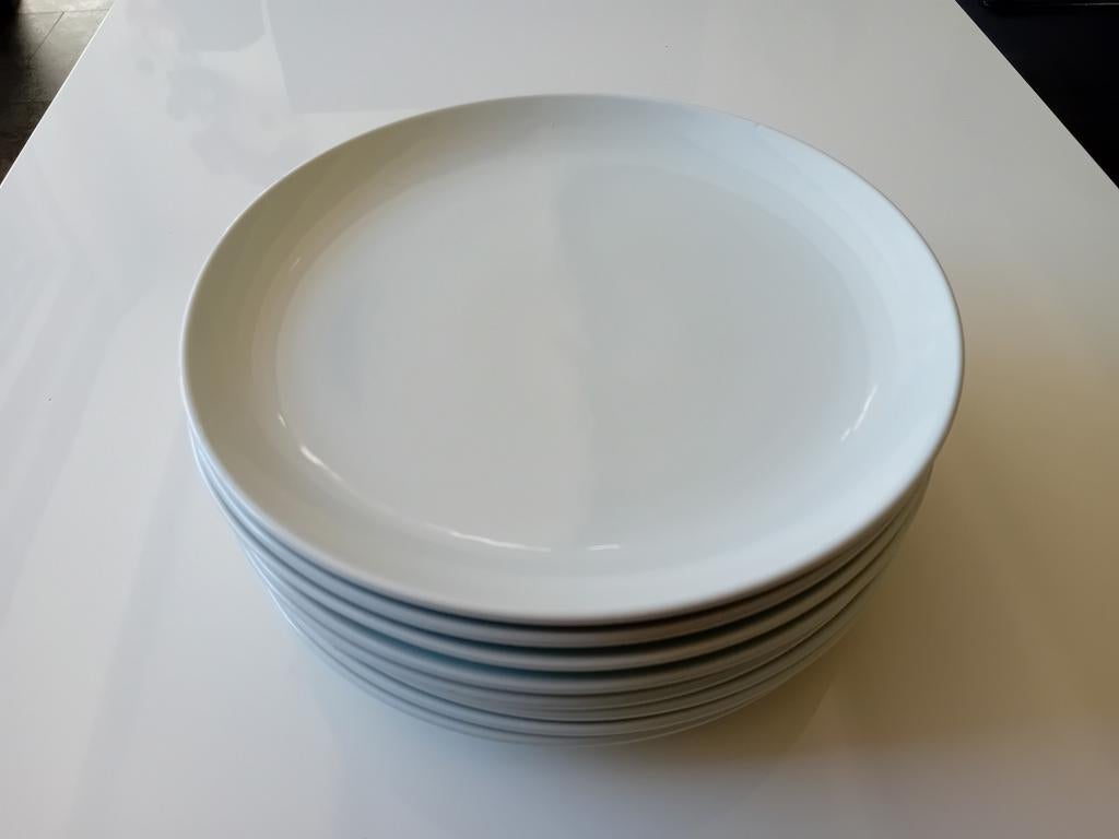 8 dinerborden Goedewaagen Gouda Holland 23,5 cm puntgaaf., Ophalen of Verzenden, Zo goed als nieuw, Bord(en), Overige stijlen