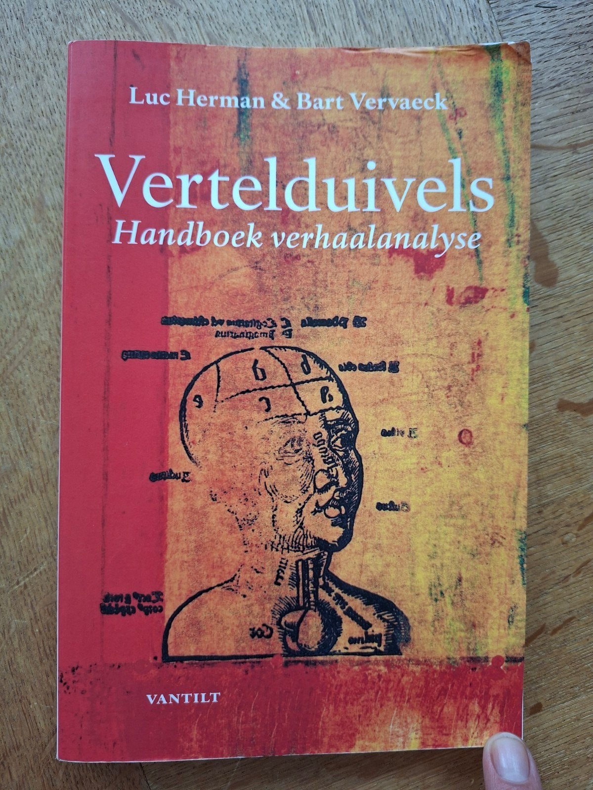 Vertelduivels - Handboek Verhaalanalyse, Ophalen of Verzenden, Gelezen, Luc Herman & Bart Vervaeck, Nederland