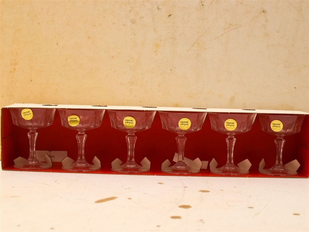 6 stuks Cristal d\'Argues champagnecoupes 52068, Ophalen of Verzenden, Gebruikt, Aardewerk, Bord(en)