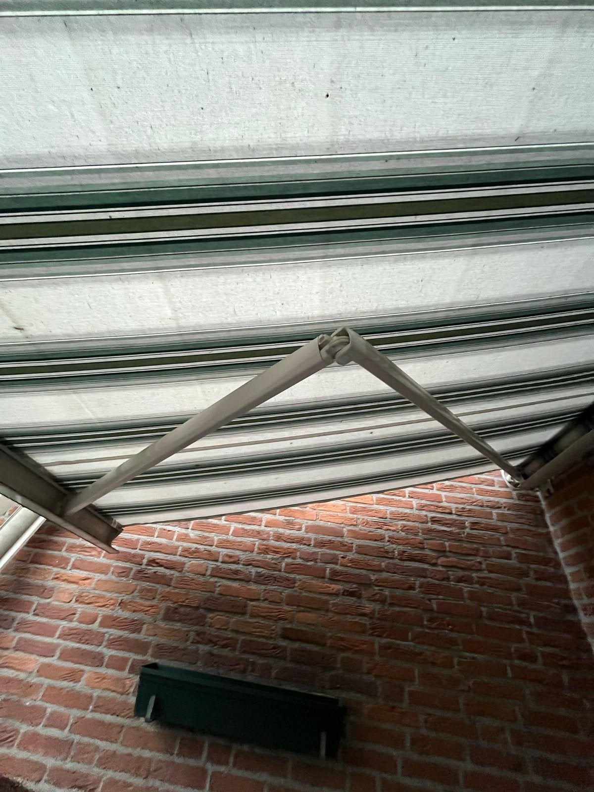 Zonnescherm, Ophalen, Gebruikt, 250 cm tot 450 cm, Knikarmscherm