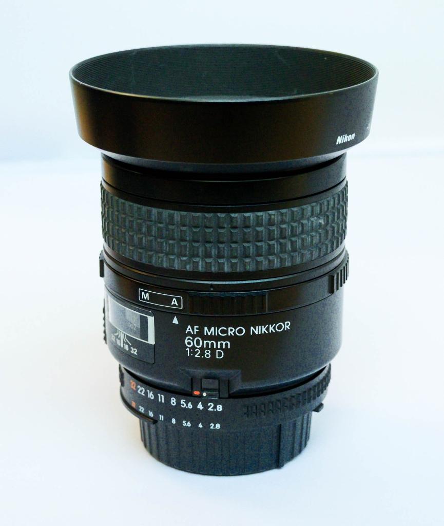 Nikon AF Micro Nikkor 60mm f/2.8D macro lens, Ophalen of Verzenden, Zo goed als nieuw, Macrolens