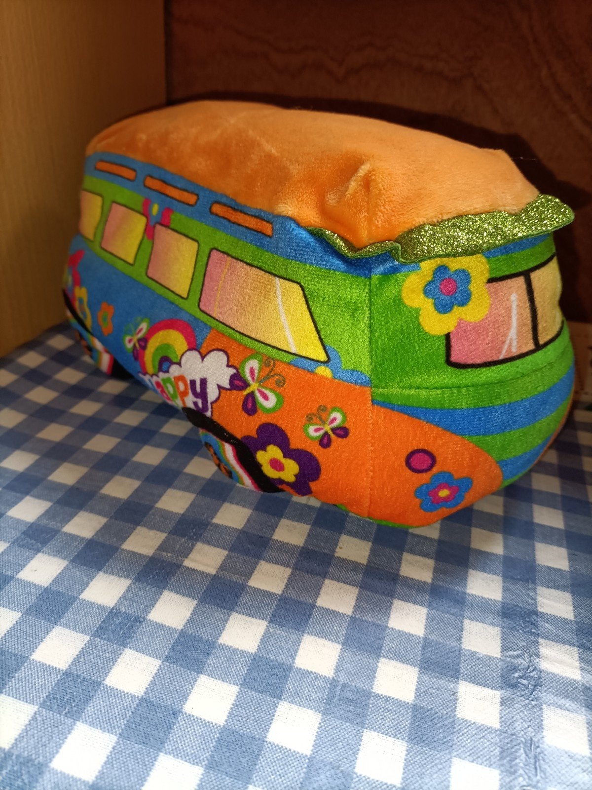 Volkswagen bus knuffel Happy met vrolijke kleuren 25 cm, Ophalen of Verzenden, Zo goed als nieuw, Overige typen