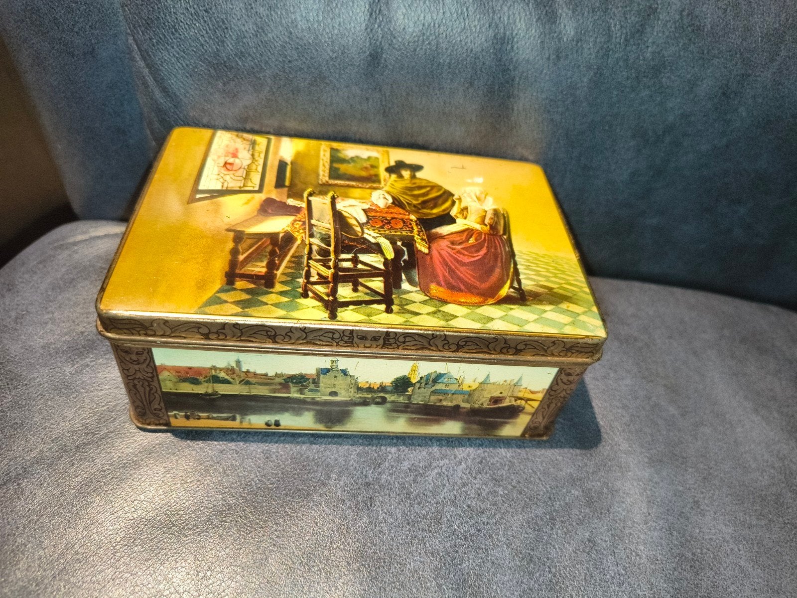 Vintage HUS blikken doos met Hollandse taferelen, Antiek en Kunst, Antiek | Woonaccessoires, Ophalen of Verzenden